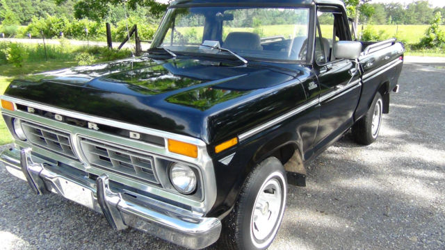 1977 Ford Truck Short Bed Custom / Solid Tennessee, Factory Black Truck for sale: photos