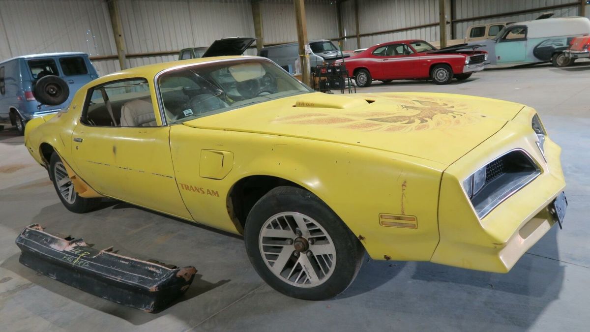 1977 Pontiac Trans Am SCROLL DOWN CLICK READ MORE TO VIEW MORE PICS!