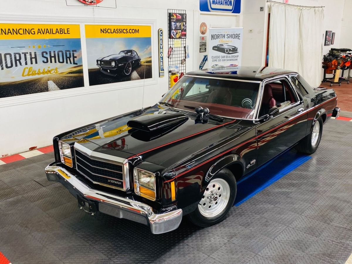 1978 Ford Granada - ESS 351 V8 ENGINE - LOTS OF POWER - SUPER CLEAN