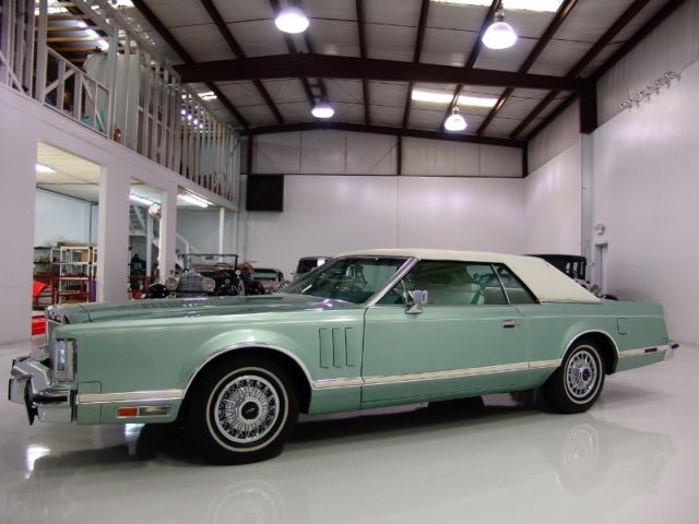 1978 Lincoln Continental Mark V 460-CUBIC-INCH V8! RARE CARRIAGE ROOF!