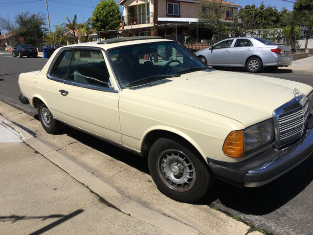 1978 Mercedes-Benz 300-Series Coupe