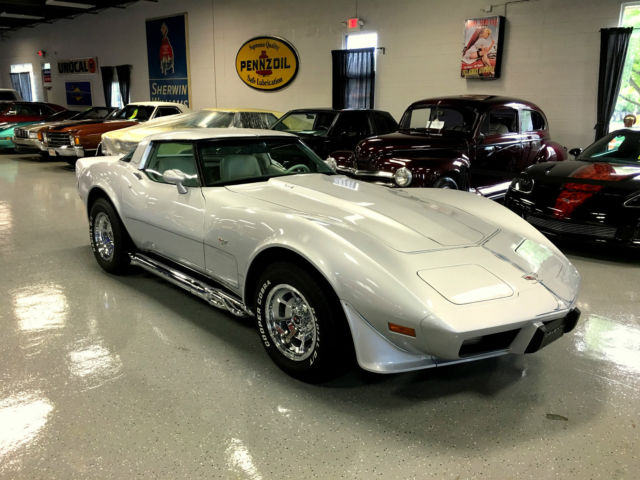 1979 Chevrolet Corvette 5 SPEED WITH AIR CONDITIONING