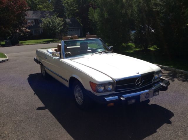 1980 Mercedes-Benz SL-Class 450SL convertible with removable hardtop