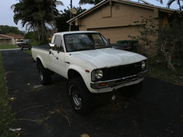 1980 Toyota Pick up Base Cab & Chassis 2-Door