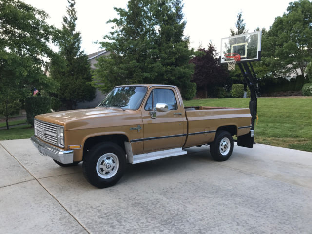 1984 Chevrolet Other Pickups Long Bed Scottsdale 20 4WD