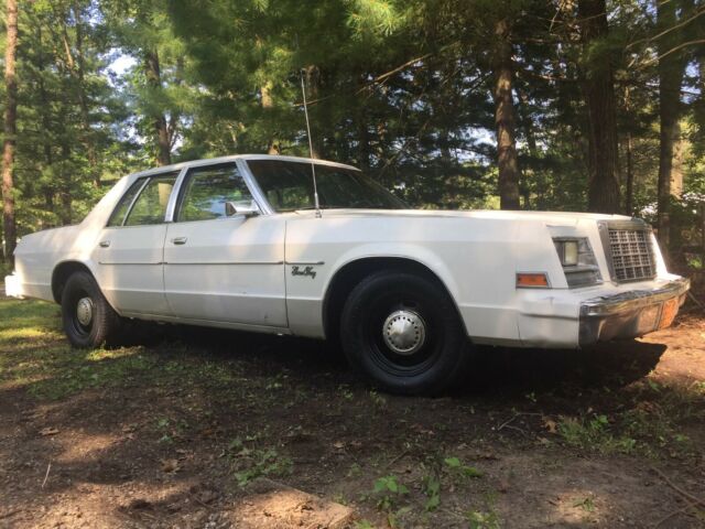 1981 Plymouth Fury A38 Police Package