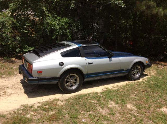 1982 Nissan 280ZX 2dr