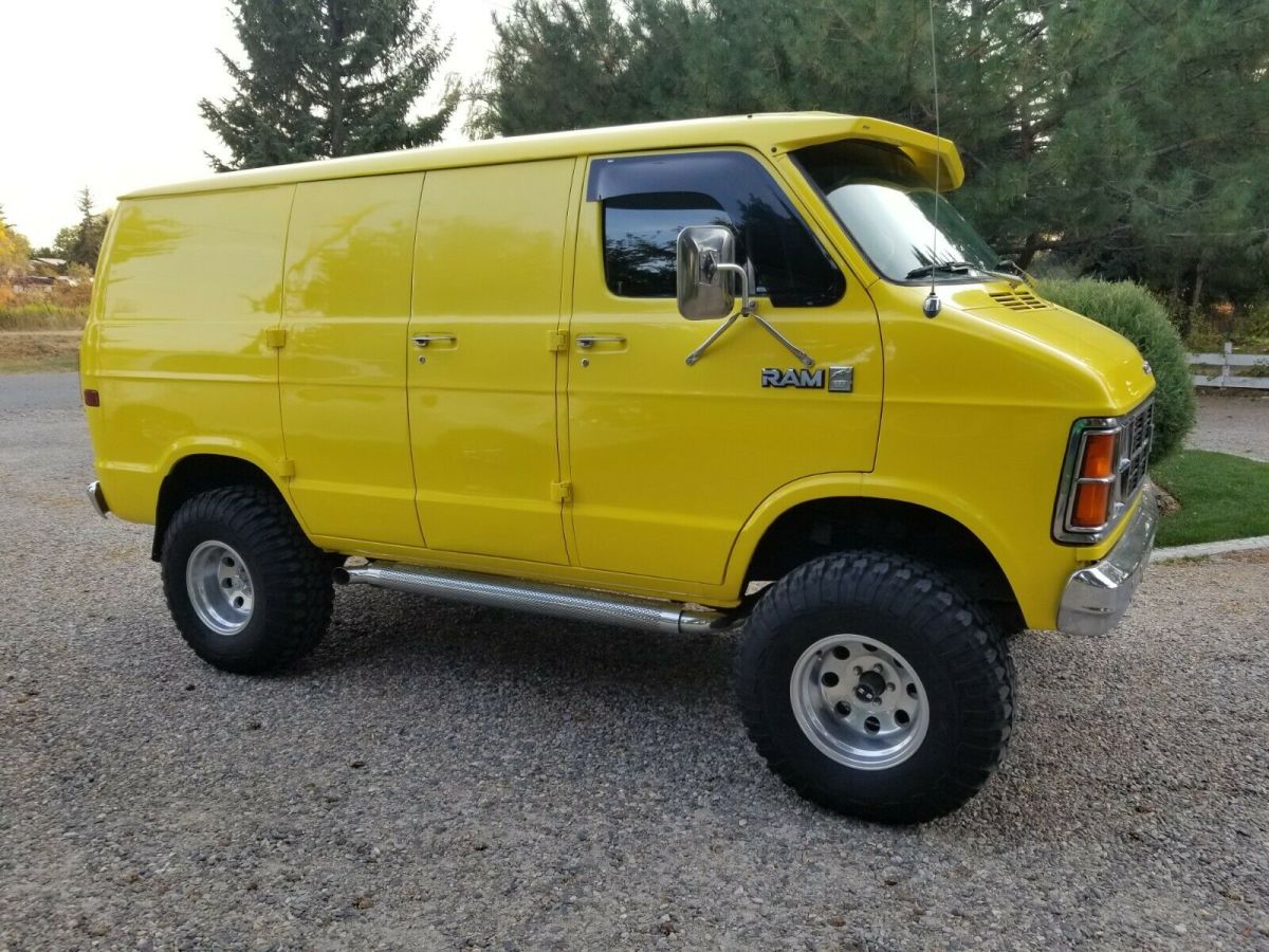 4x4 dodge van for sale