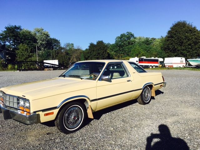 1982 Ford Fairmont coupe