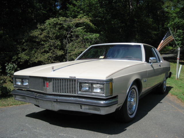 1982 Oldsmobile Other 2dr Coupe Re