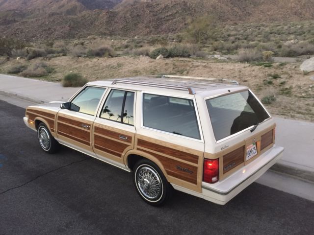 1983 Chrysler Town & Country Wagon with Mark Cross Package