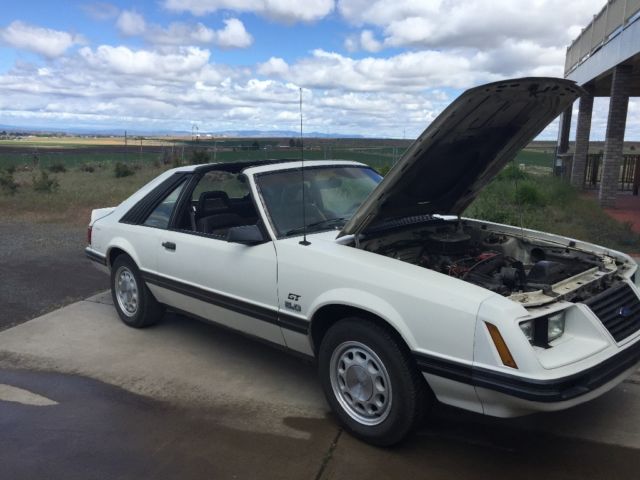 1983 Ford Mustang T Top