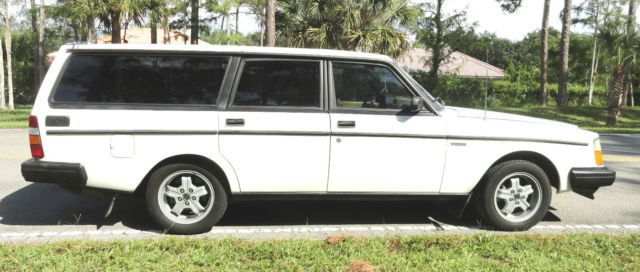 1983 Volvo 240 GLT