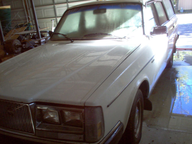 1983 Volvo DL