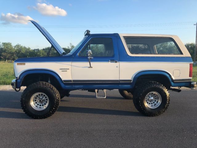 1984 Ford Bronco Nice Low Miles Classic Lifted Bronco XLT