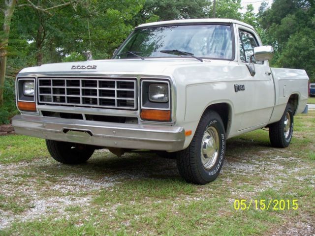 1984 Dodge Ram 1500 Custom 100