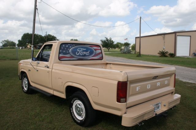 1984 Ford F-150 4 speed