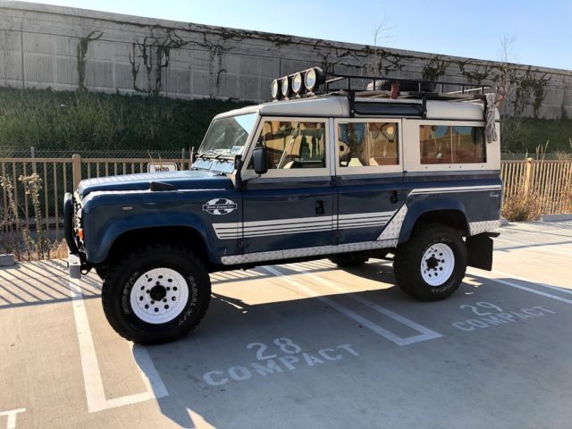 1984 Land Rover Defender COUNTY