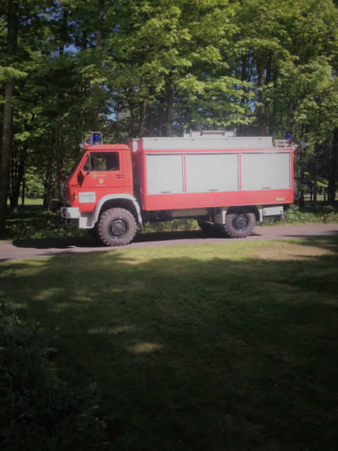 1984 Other Makes 4 WD truck w. enclosed box
