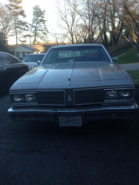 1984 Oldsmobile Eighty-Eight delta 88 brougham royal