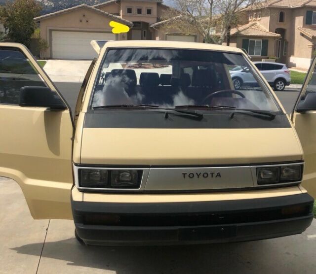1984 Toyota Van