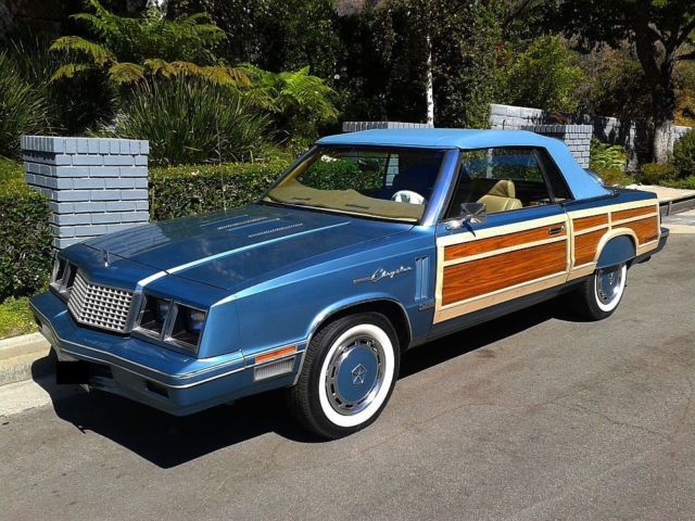 19850000 Chrysler LeBaron Town & Country