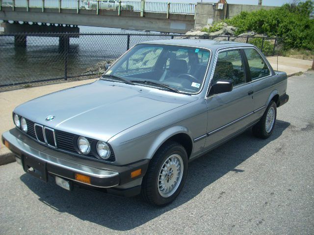 1985 BMW 3-Series 318i 2dr Coupe