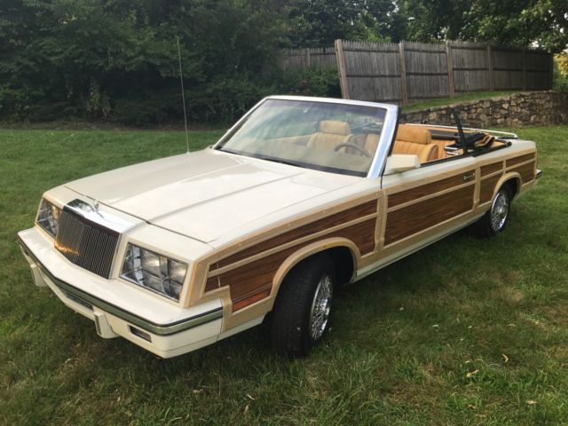 1985 Chrysler LeBaron wood