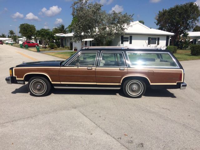 1985 Ford Crown Victoria Country Squire
