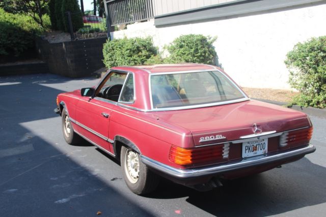 1985 Mercedes-Benz 200-Series Hard Top and Convertible