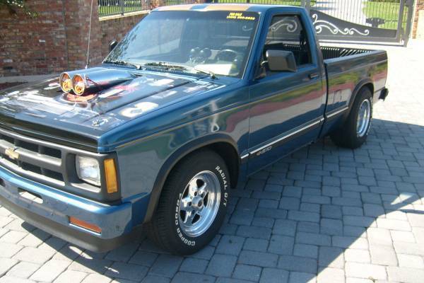 1985 Chevrolet S-10 pick up