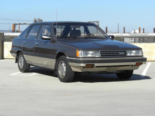 1985 Toyota Camry Deluxe