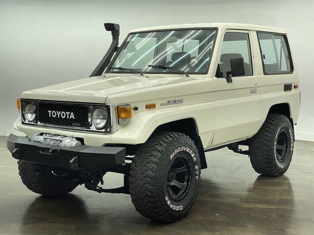 1985 Toyota Land Cruiser 3.4L L4 DIESEL