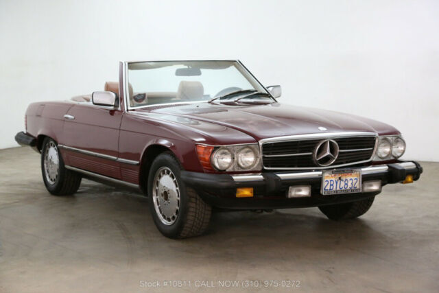 1985 Mercedes-Benz 300-Series with 2 Tops