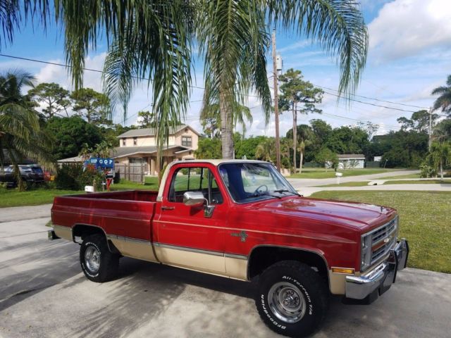 1986 Chevrolet Other Pickups two tone red/tan