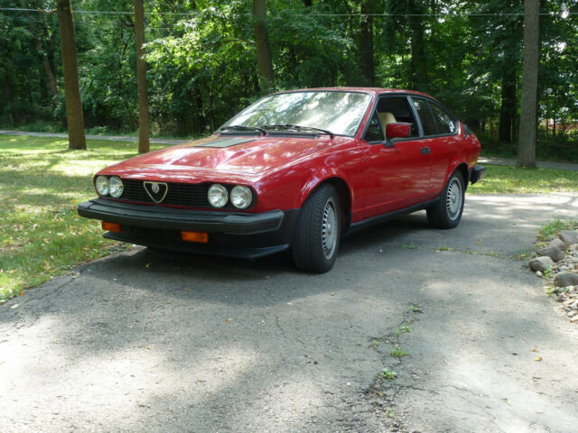 1986 Alfa Romeo GTV-6