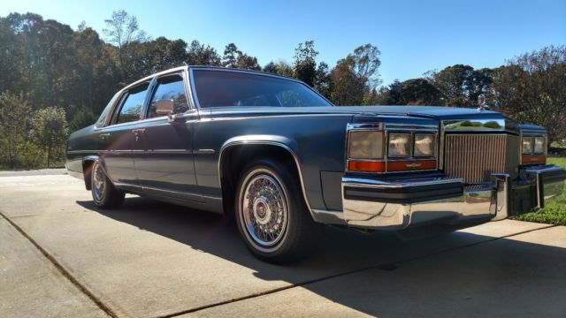1986 Cadillac Brougham d â€˜Elegance