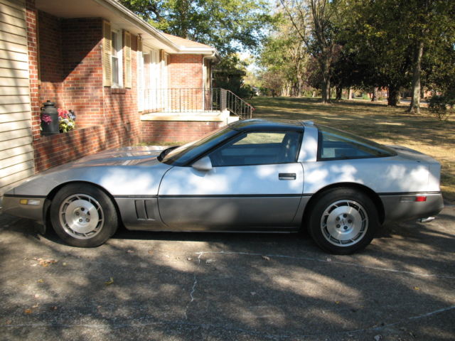 1986 Chevrolet Corvette COUPE