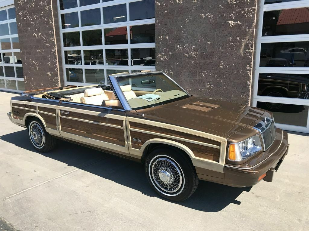 1986 Chrysler Le Baron Mark Cross Town and Country