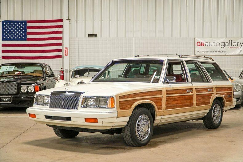 1986 Chrysler LeBaron Town & Country Wagon