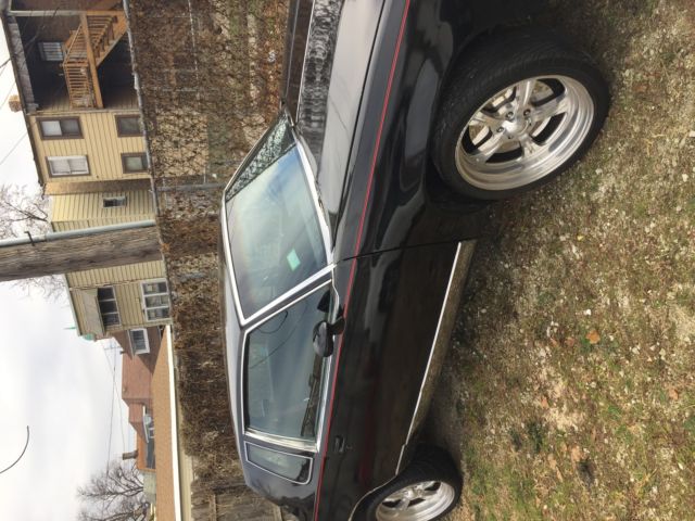 1986 Oldsmobile Cutlass black