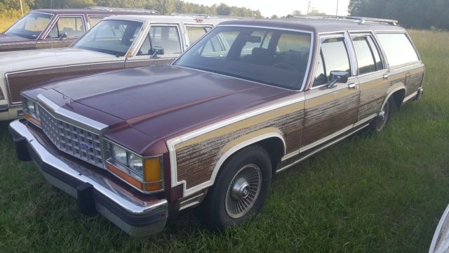 1986 Ford Country Squire LX