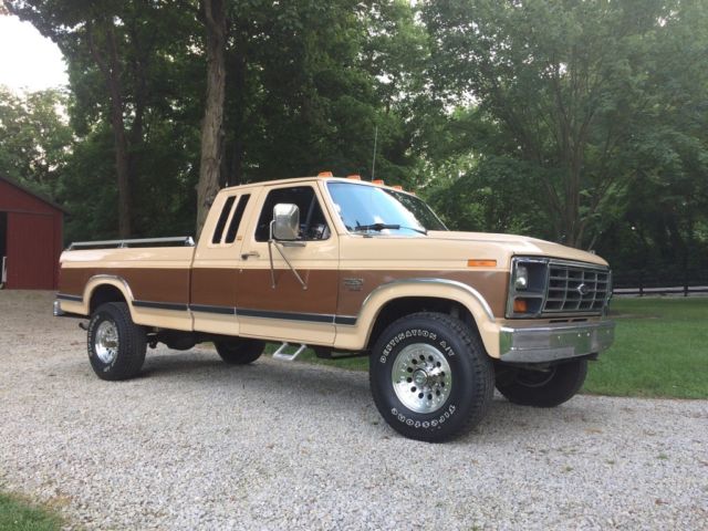 1986 Ford F250 4x4 Lariat 6.9L Diesel for sale photos