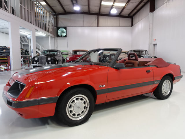 1986 Ford Mustang GT Convertible 