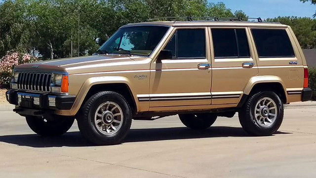 1986 Jeep Cherokee FREE SHIPPING WITH BUY IT NOW!!