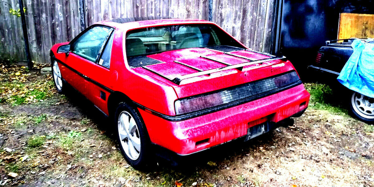 1986 Pontiac Fiero GT Coupe