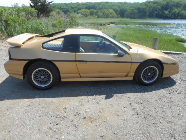 1986 Pontiac Fiero GT WS6