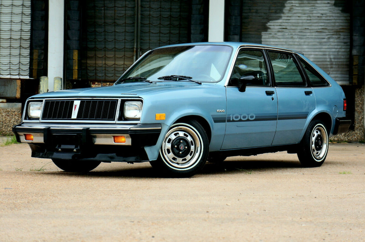1986 Pontiac T1000