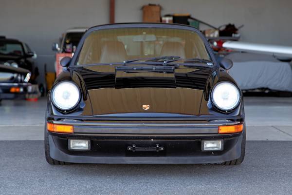 1986 Porsche 911 Carrera 3.2 Black / Burgundy, LSD, Whale