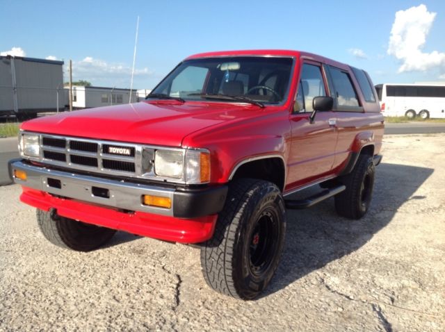1986 Toyota 4Runner 1 OWNER 22RE 4 CYLINDERS 5 SPEED MANUAL 4X4
